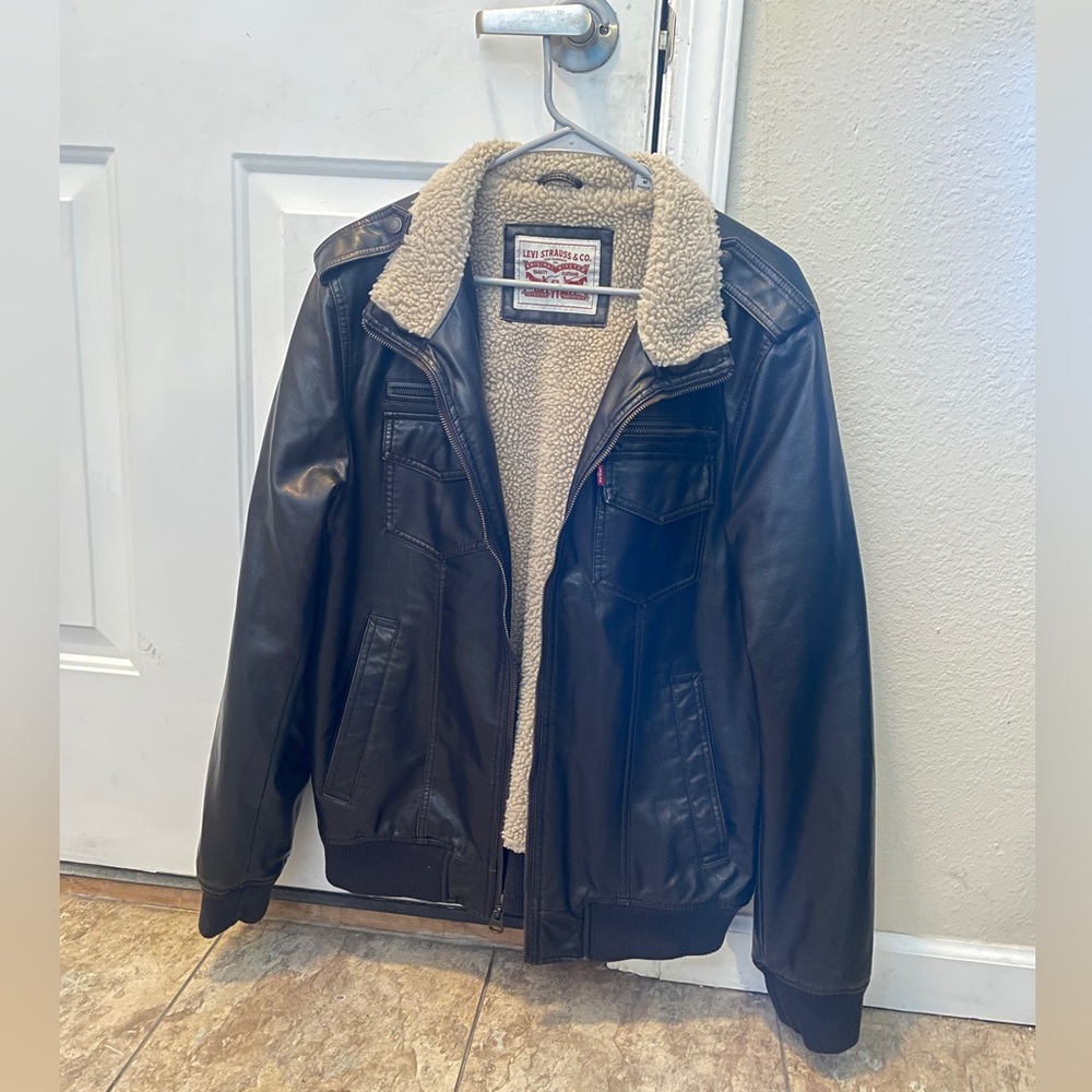 Levi’s sherpa lined leather jacket